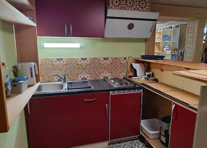 Doppelzimmer Mit Gemeinschaftsbad Und Kleiner Kueche Nannen 382 * Alberschwende